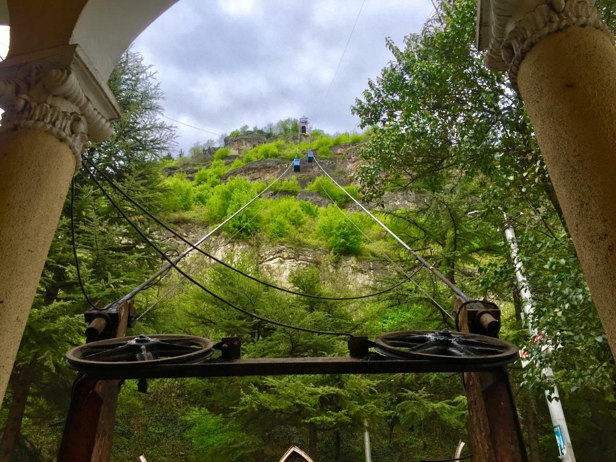 Butichi Guest House Chiatura ภายนอก รูปภาพ
