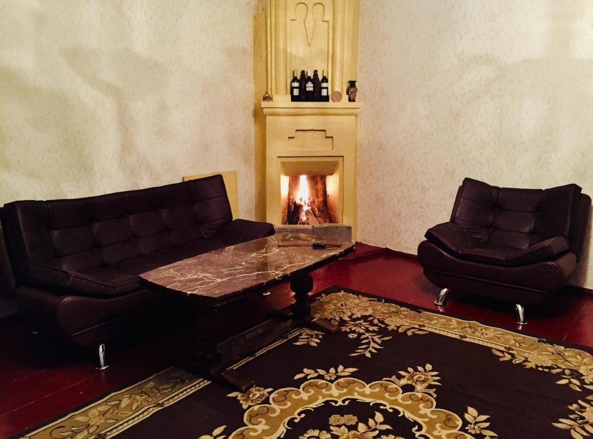 Butichi Guest House Chiatura ภายนอก รูปภาพ